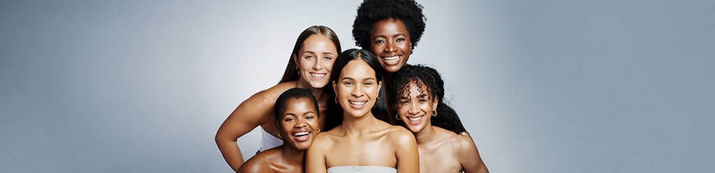 Vrouwen met verschillende haartypes en huidskleuren