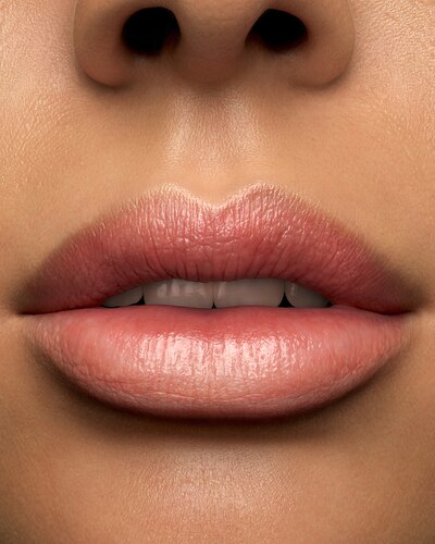 LANCÔME L'ABSOLU ROUGE CREAM ROUGE A LEVRES TRANSLUCENT WHITE