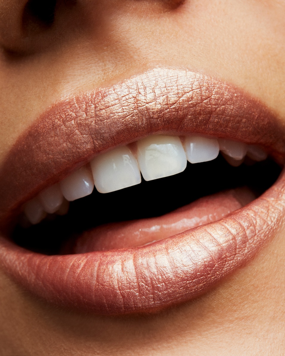 M.A.C FROST LIPSTICK ROUGE À LÈVRES PERLÉ - FINI SEMI-LUSTRÉ Gel 3