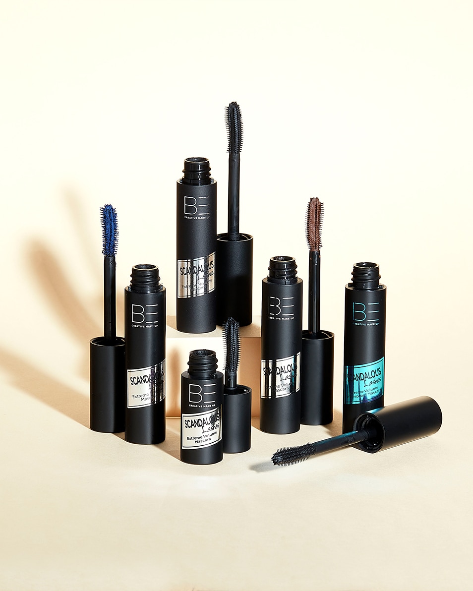 BE Creative Make Up Scandalous lashes Mascara volume extrême pour un effet volumineux, défini et allongeant 004 BLUE 3