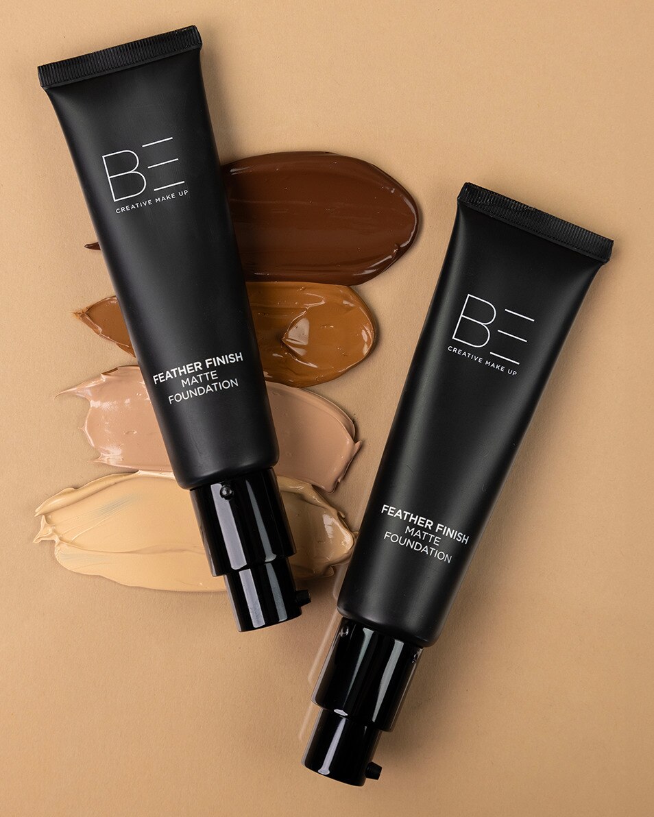 BE Creative Make Up FEATHER FINISH MATTE FOUNDATION FOND DE TEINT MATTE 2 LIGHT - MEDIUM WARM 3