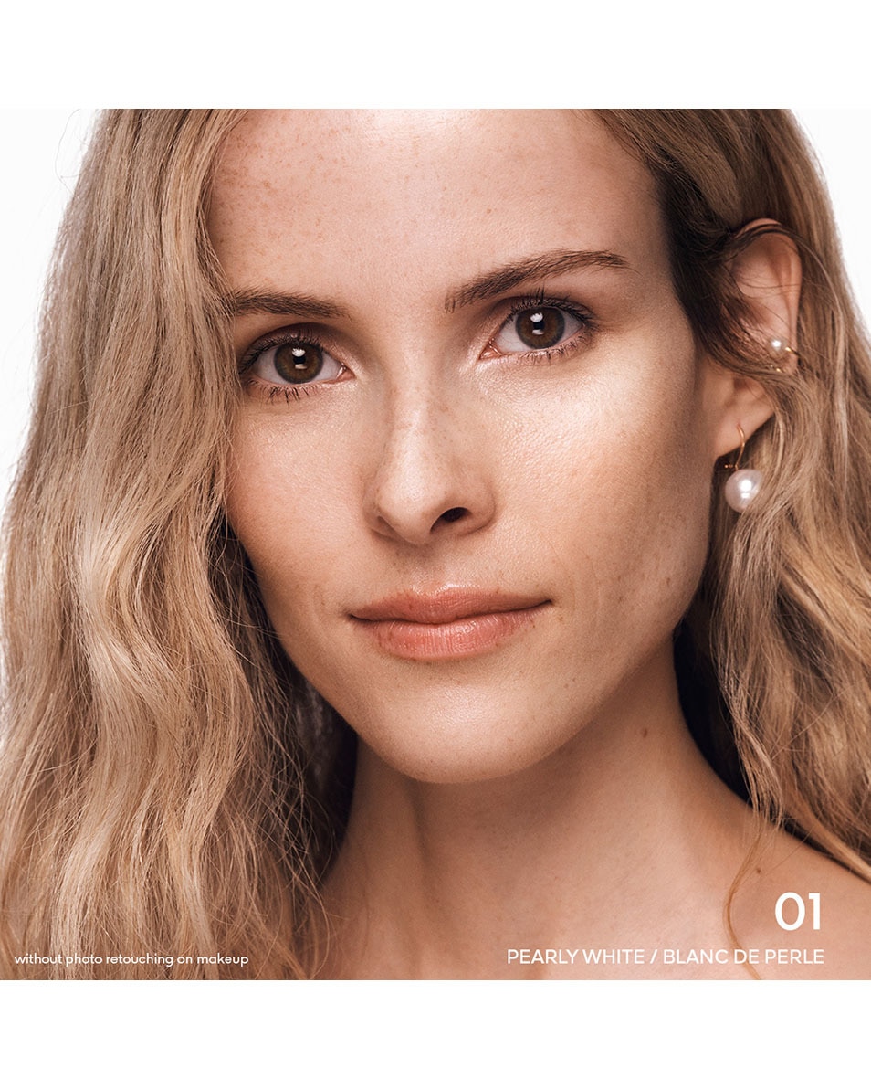 GUERLAIN Météorites Perles de poudre révélatrices de lumière 01 PEARLY WHITE / BLANC DE PERLE 3