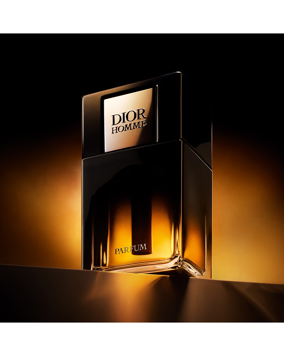 Parfum - Notes ambrées, boisées et fleuries