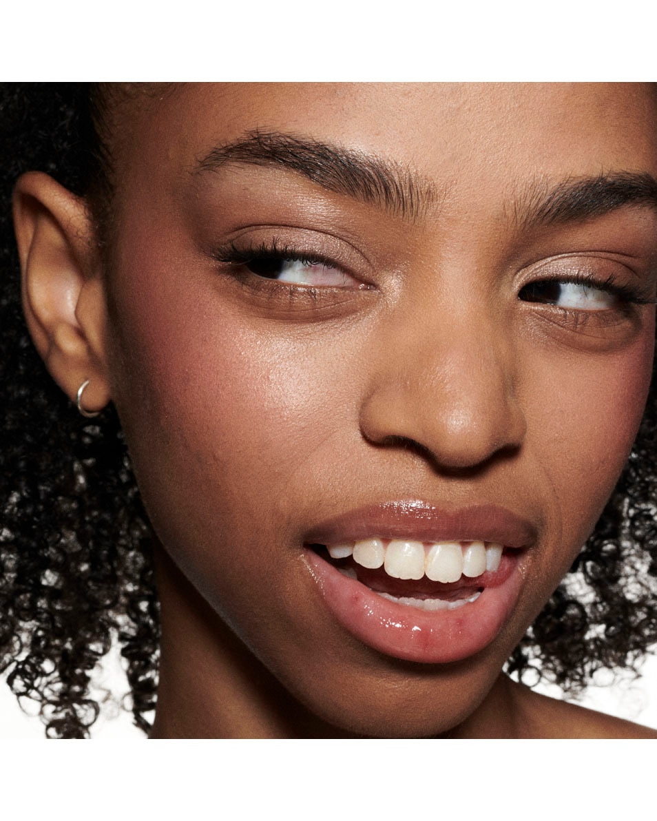 M.A.C STROBE BEAM LIQUID BLUSH Blush liquide à formule modulable Ice Gleam 3