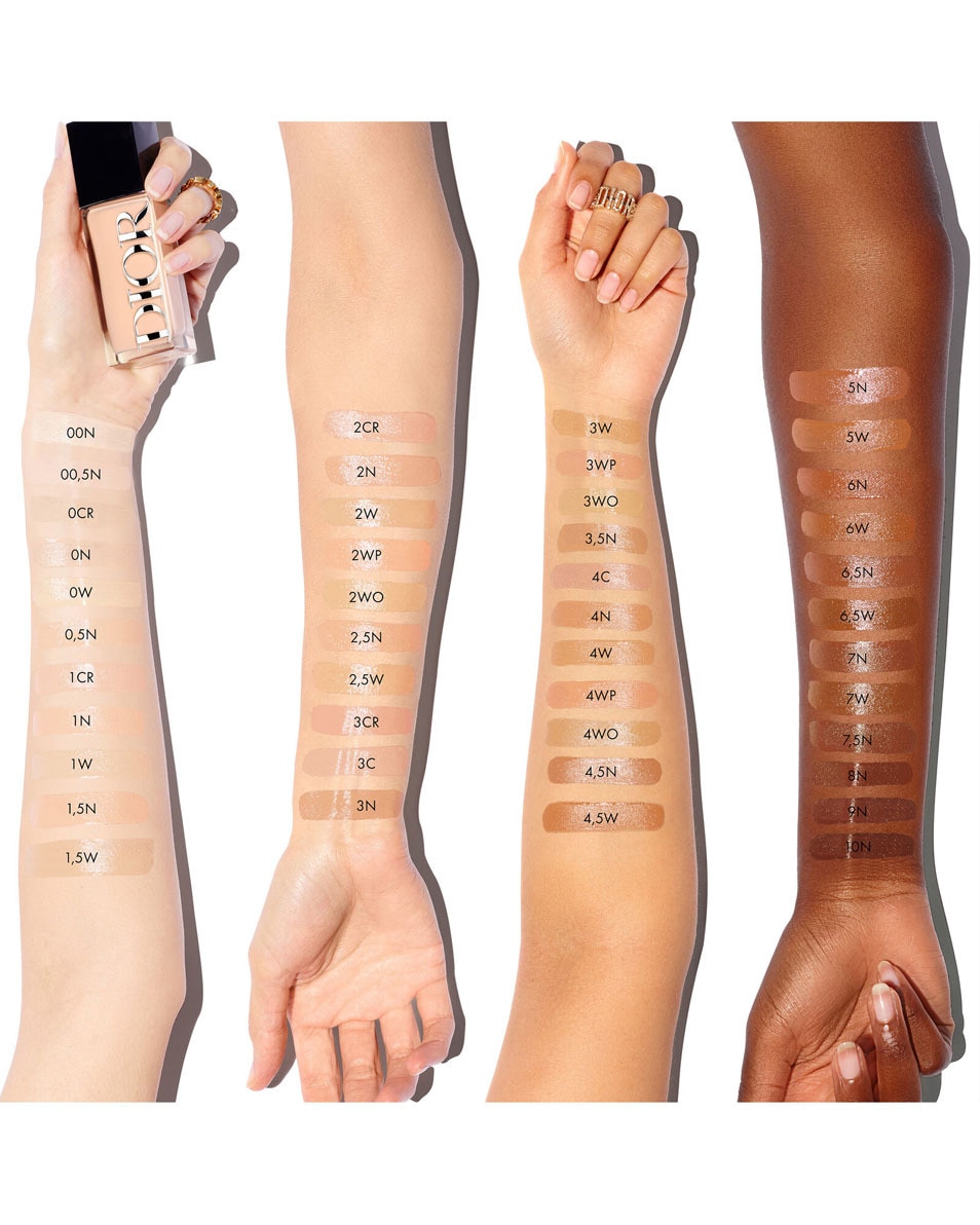DIOR Dior Forever Skin Glow - Glow Foundation Fond de teint éclat - tenue 24h et hydratation 48h 0.5N Neutral 3
