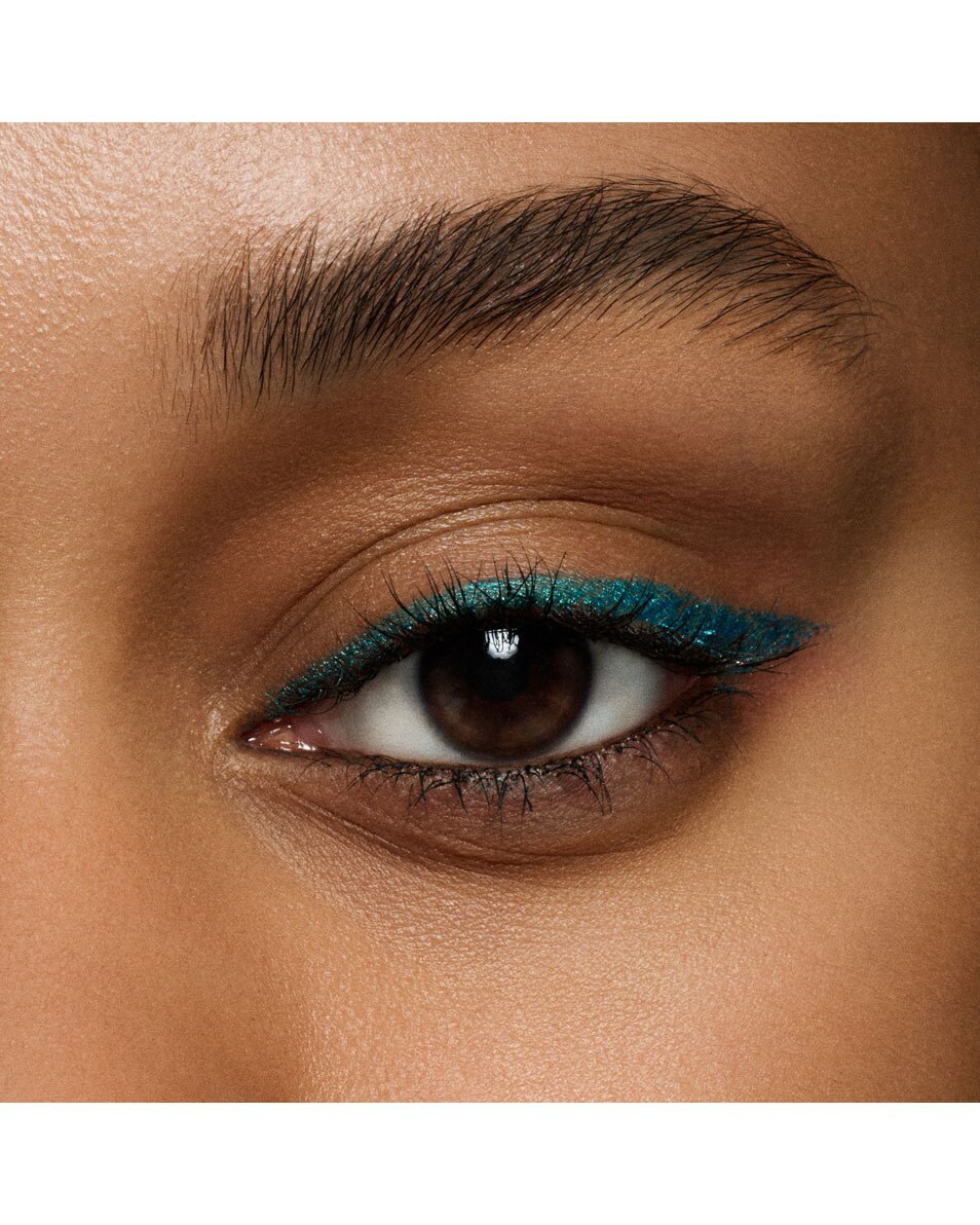 M.A.C Kajal Longwear Smoky Eye Liner Eyeliner ultra-crémeux longue tenue Peacock 3