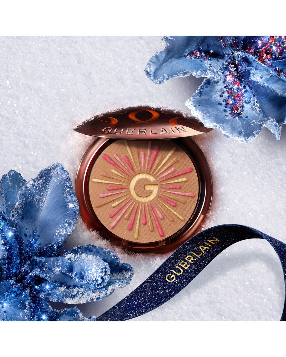 GUERLAIN TERRACOTTA La Poudre Bronzante - 96% d’ingrédients d’origine naturelle BOUQUET FINAL 3