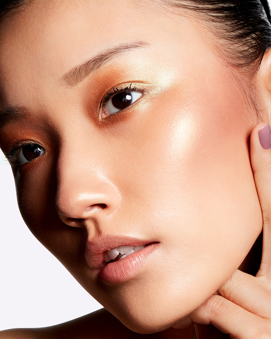 M.A.C EXTRA DIMENSION SKINFINISH HIGHLIGHTER POUDRE DE FINITION - HIGHLIGHTER - LONGUE TENUE 10H Glow With It 3