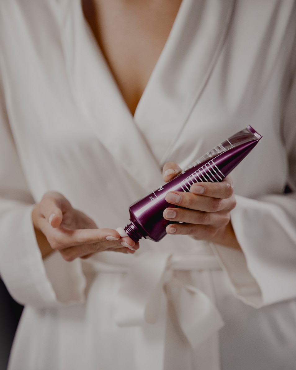 SISLEY BLACK ROSE EMULSION EXQUISE À LA ROSE NOIRE 200 ML 4