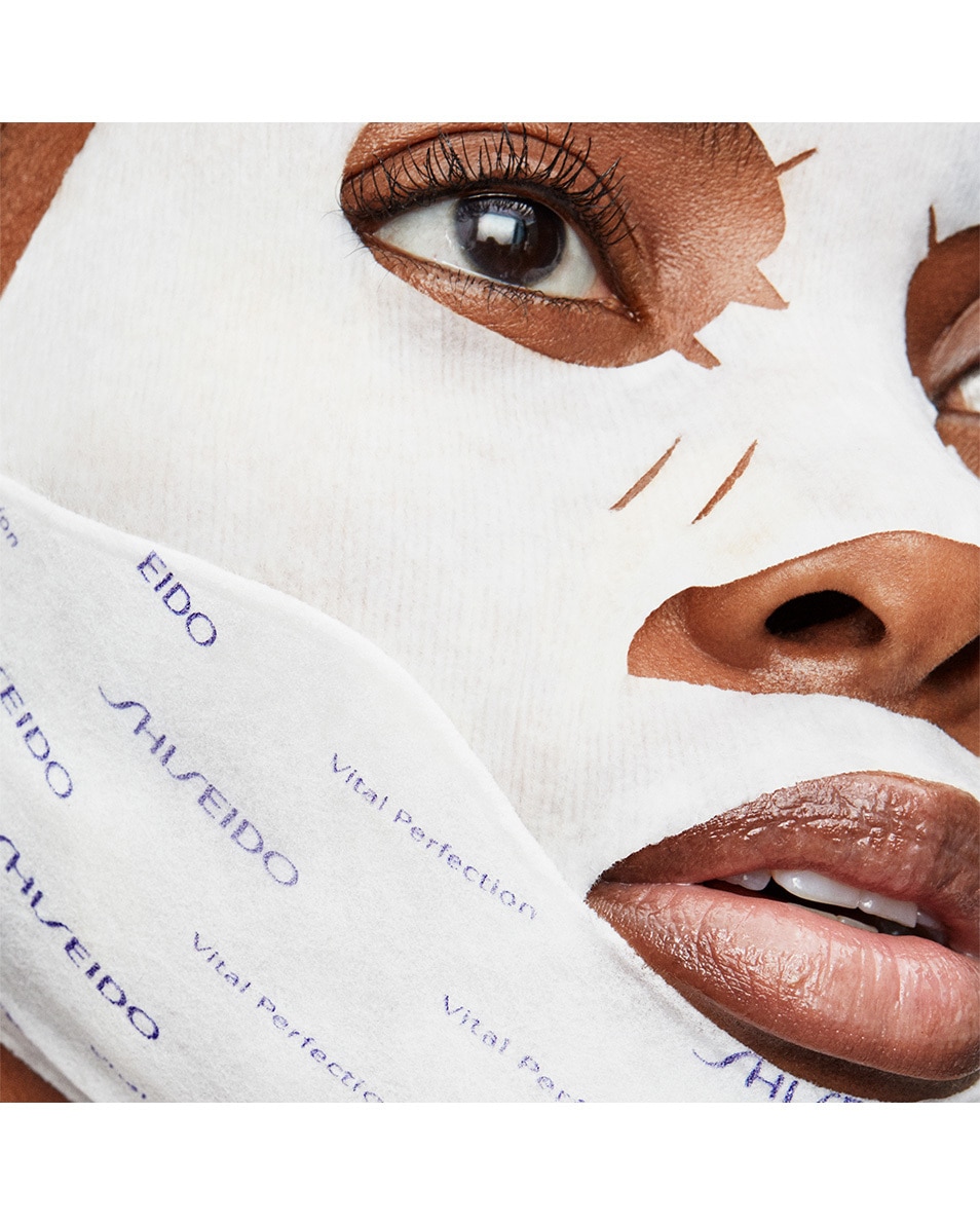 SHISEIDO VITAL PERFECTION Masque Eclat Contours Redéfinis 6 ST 4