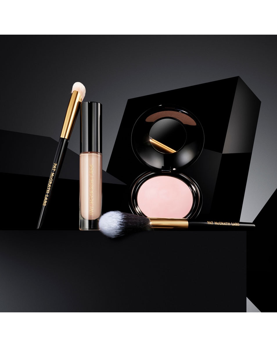 PAT MCGRATH SUBLIME PERFECTION CONCEALER BRUSH BRONZE NUDES 4