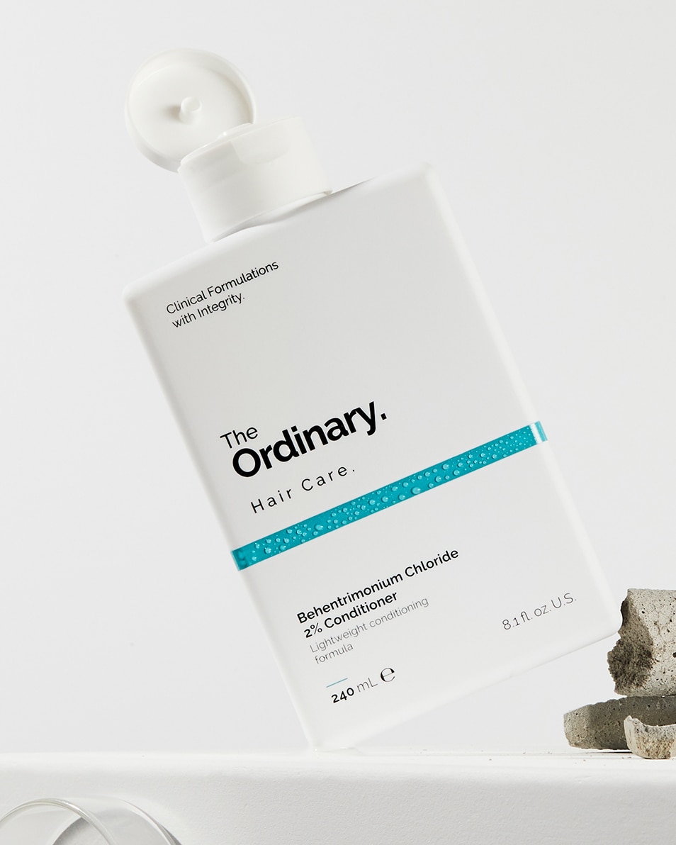 APRÈS-SHAMPOING AU CHLORURE DE BÉHENTRIMONIUM 2%