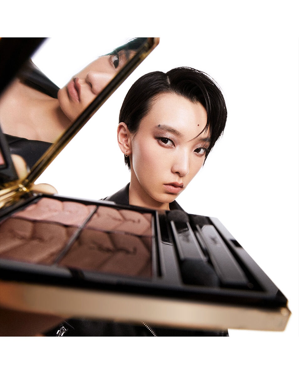 YVES SAINT LAURENT Couture Mini Clutch Palette De Fards Paupi res 100 - Stora Dolls 3