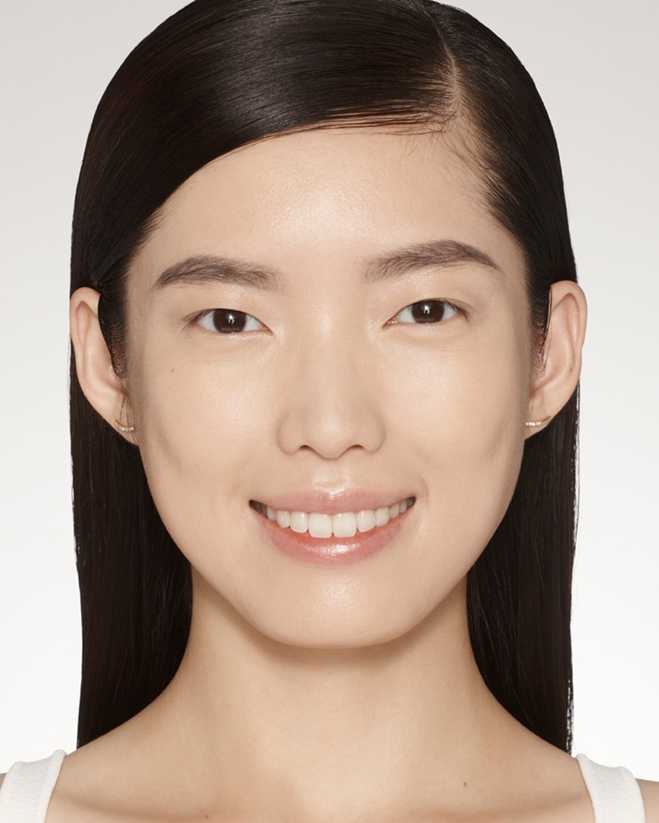 ESTÉE LAUDER FUTURIST SKINTINT SERUM FOUNDATION FOND DE TEINT LIQUIDE AVEC SPF - LÉGÈR & NOURRISSANT 2W1 Dawn 4