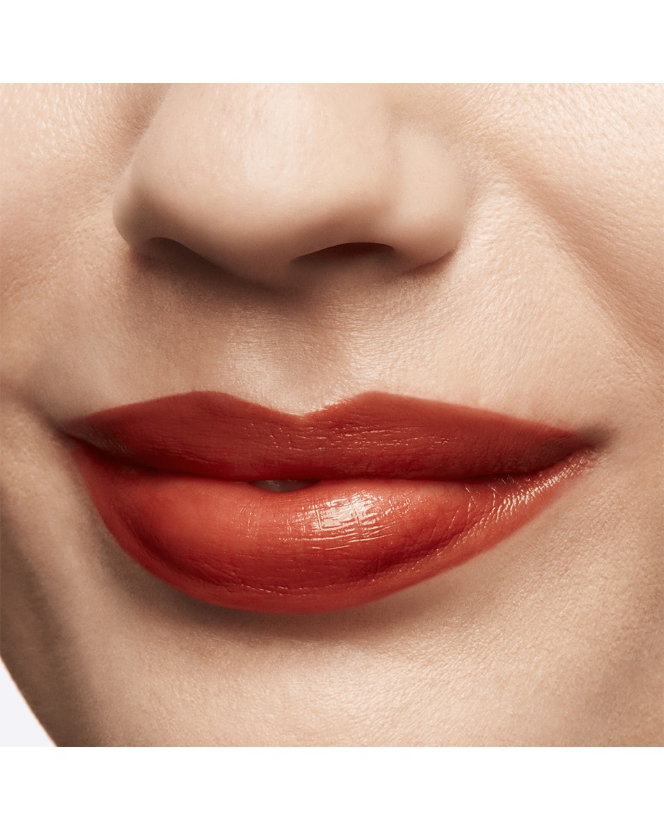M.A.C Lustreglass Sheer-Shine Lipstick Transparente & brillant - fini lumineux & longue tenue Obviously