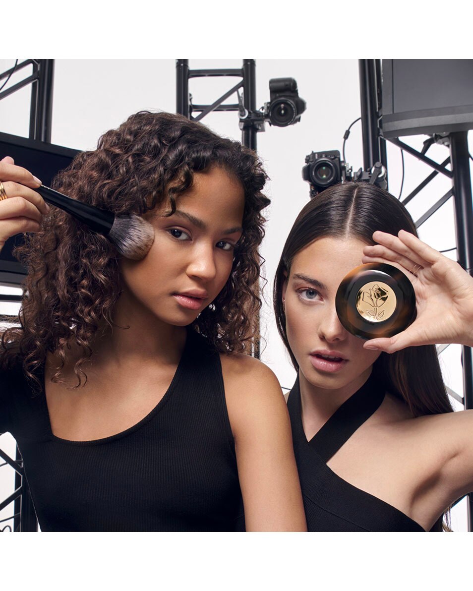 Ultra Wear Skin Transforming Highlighter