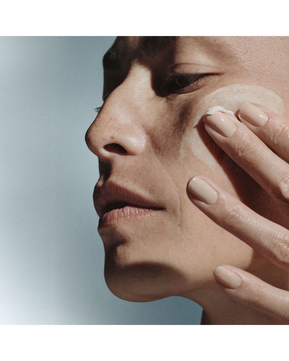 LA MER The New Rejuvenating Night Cream Crème de nuit hydratante - réduit les rides - anti-âge 30 ML 4