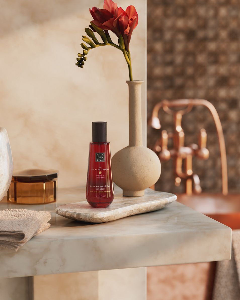 huile sèche pour le corps et les cheveux