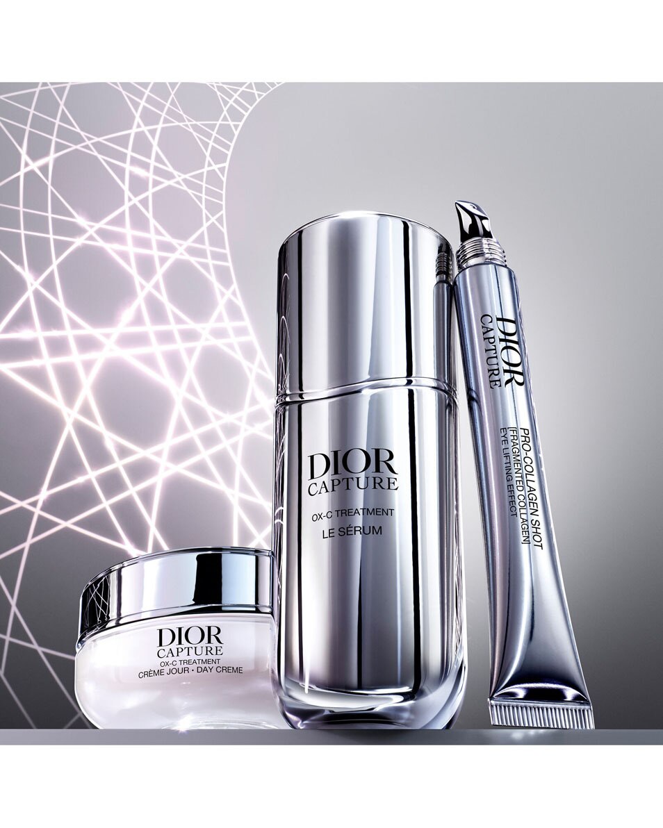 Crème contour des yeux - correction anti-âge, rides & cernes