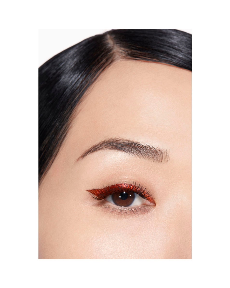 EYE-LINER LIQUIDE HAUTE PRECISION, LONGUE TENUE ET WATERPROOF