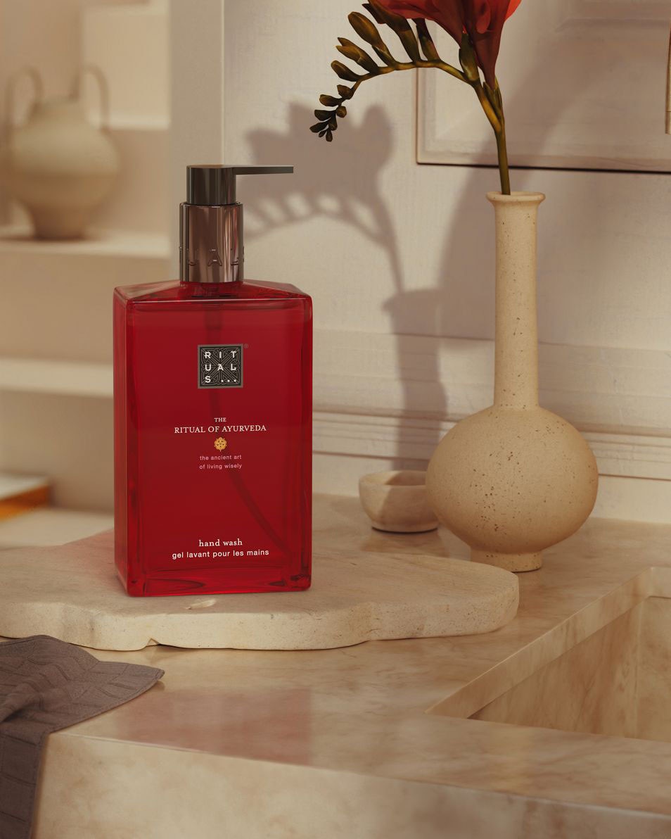 RITUALS The Ritual of Ayurveda gel lavant pour les mains 300 ML 4