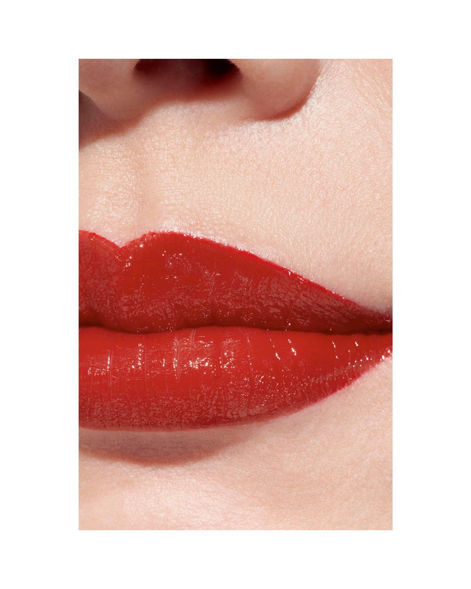 CHANEL ROUGE COCO LE ROUGE SATINÉ SOIN HYDRATANT ET LISSANT LONGUE TENUE 116 LIDO 4