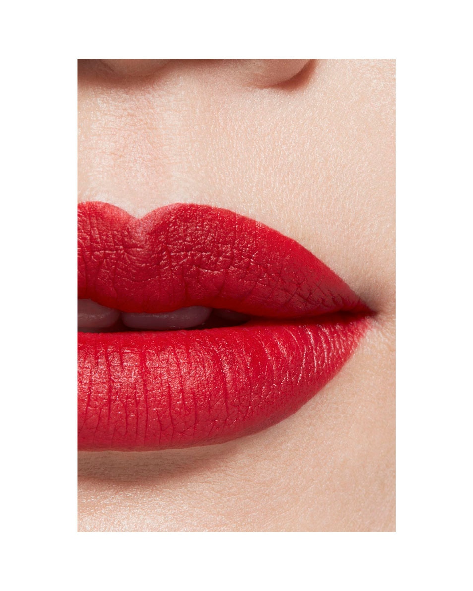 Chanel ROUGE ALLURE VELVET ÉDITION LIMITÉE – LE ROUGE VELOURS LUMINEUX 56 ROUGE CHARNEL 3,5G 4