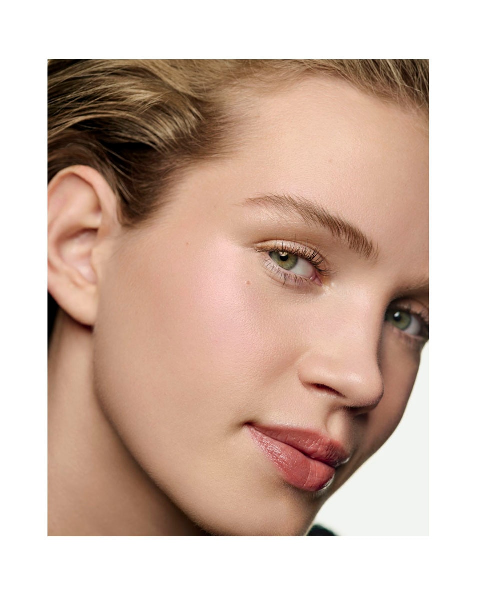 CHANEL LES BEIGES ILLUMINATEUR BELLE MINE CRÉATION EXCLUSIVE – ILLUMINATEUR FRAÎCHEUR NECTAR 4