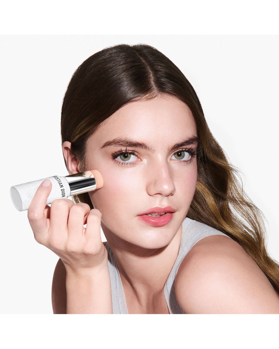 DIOR Mattifying Invisible UV Stick SPF 50 PA++++ Stick invisible protection UV 10 G 4