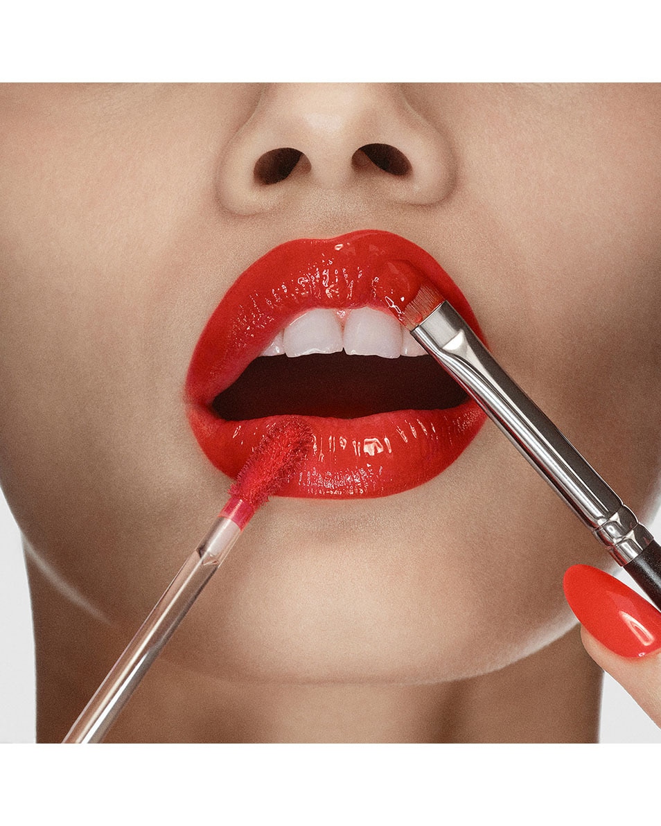 M.A.C LIPGLASS Cushion High-Pigment Oil Gloss ultra-brillant et non collant Slippery 4
