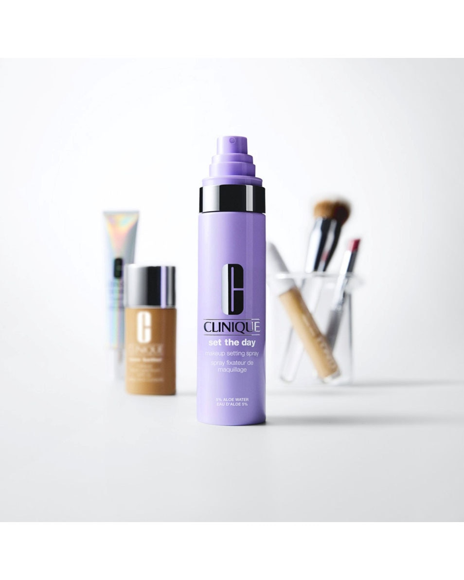 CLINIQUE Set The Day Spray Fixateur de Maquillage 4