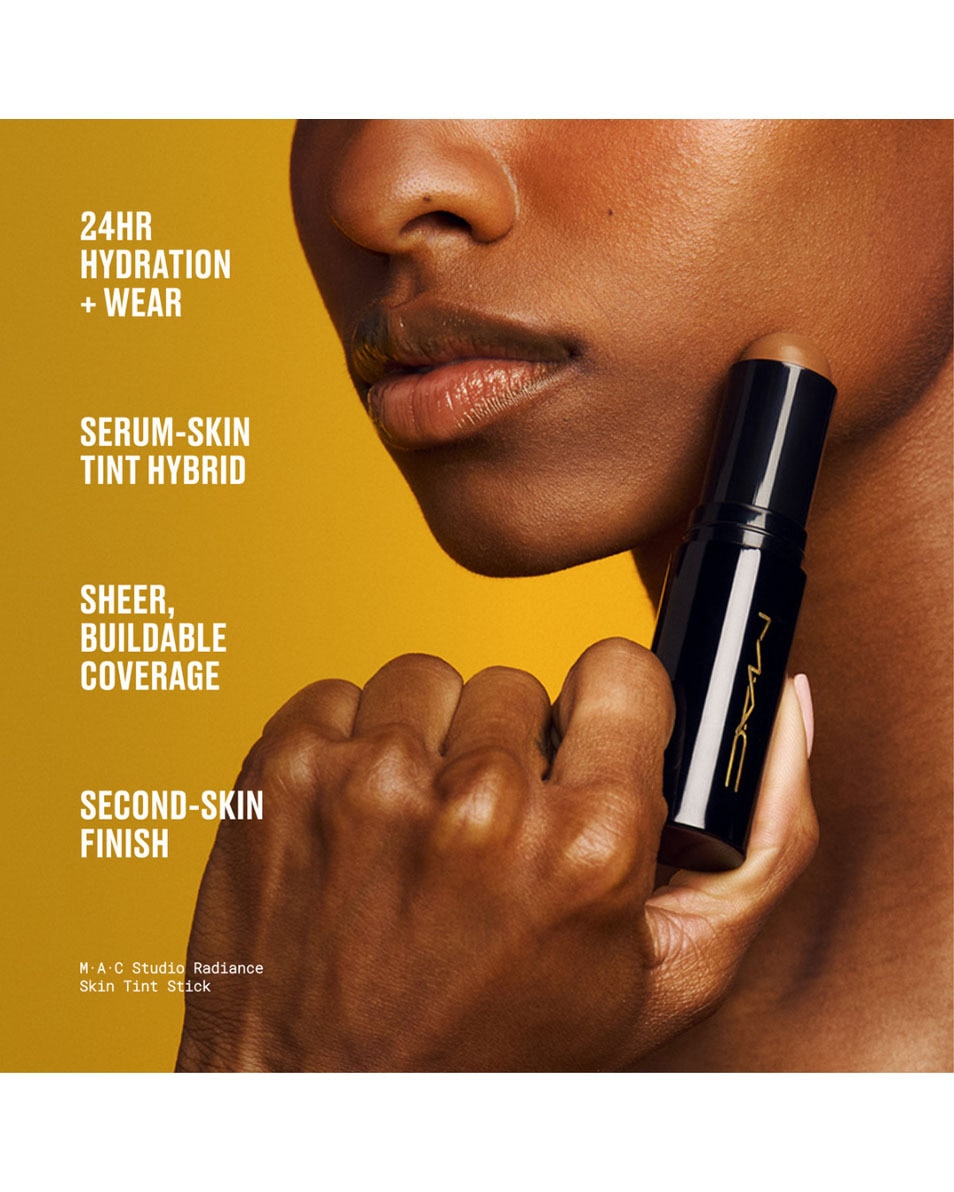 M.A.C Studio Radiance Skin Tint Stick Un stick teinté hydratant au fini naturellement lumineux Lightest 1 4