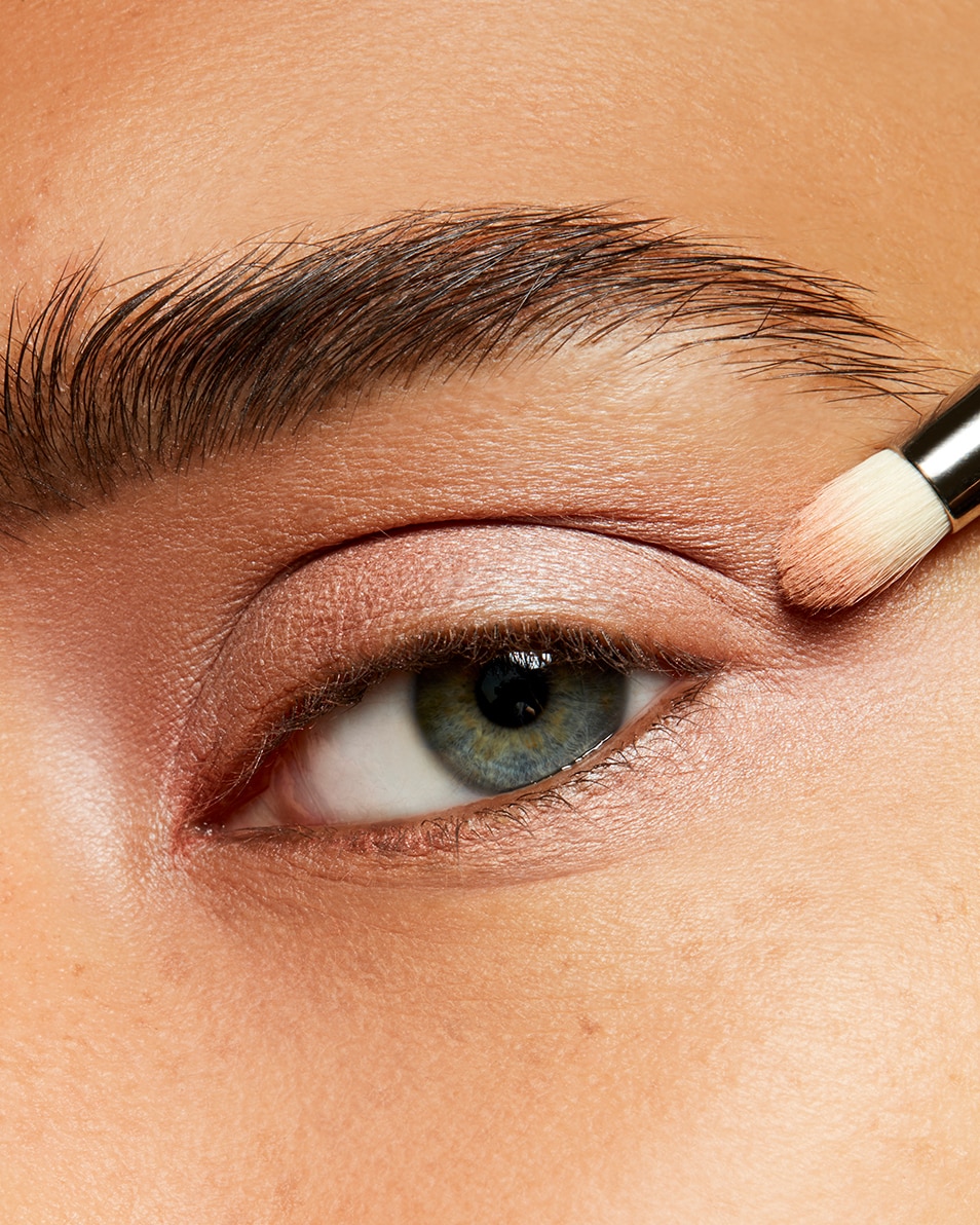 M.A.C SATIN EYE SHADOW OMBRE/FARD À PAUPIÈRES - LONGUE TENUE - UTILISATION SÈCHE OU HUMIDE Grain 4