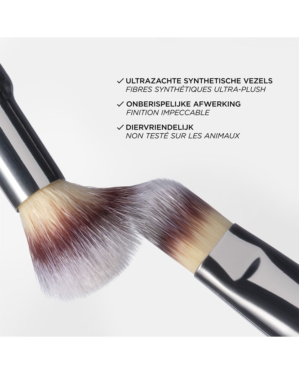 IT COSMETICS HEAVENLY LUXE™ COMPLEXION PERFECTION #7 PINCEAU FOND DE TEINT & CONCEALER 1 ST 5