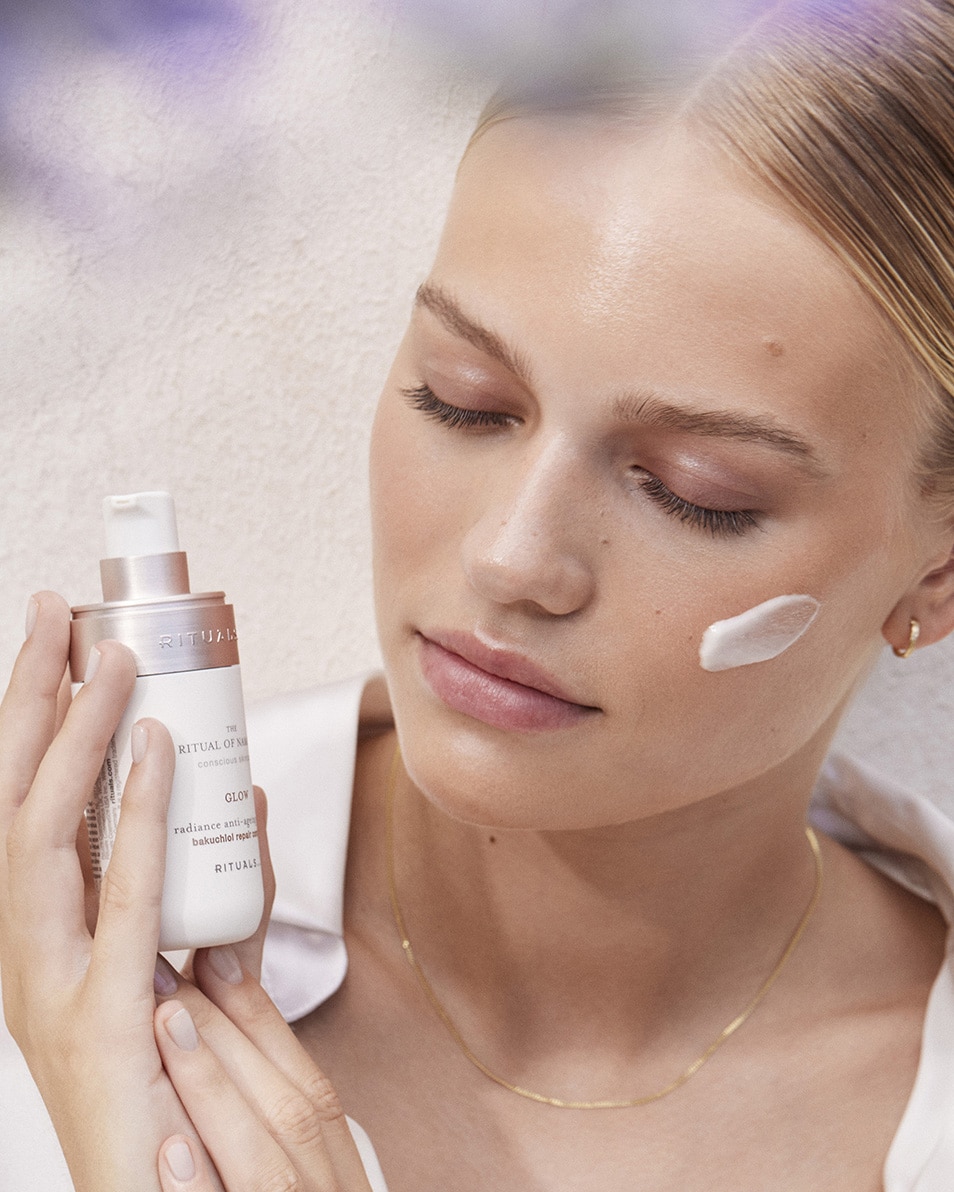 RITUALS THE RITUAL OF NAMASTE SÉRUM ÉCLAT ANTI-ÂGE 30 ML 5
