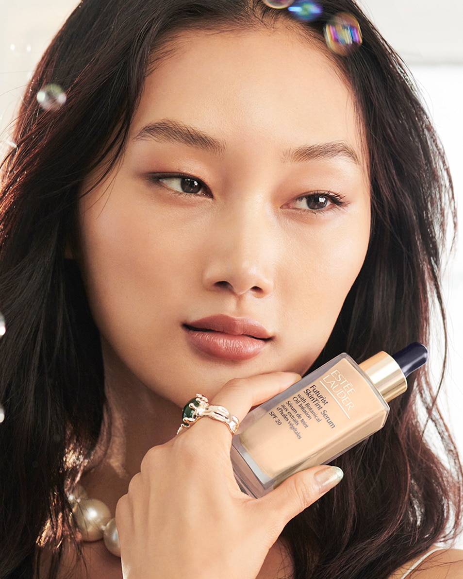 ESTÉE LAUDER FUTURIST SKINTINT SERUM FOUNDATION FOND DE TEINT LIQUIDE AVEC SPF - LÉGÈR & NOURRISSANT 2W1 Dawn 5