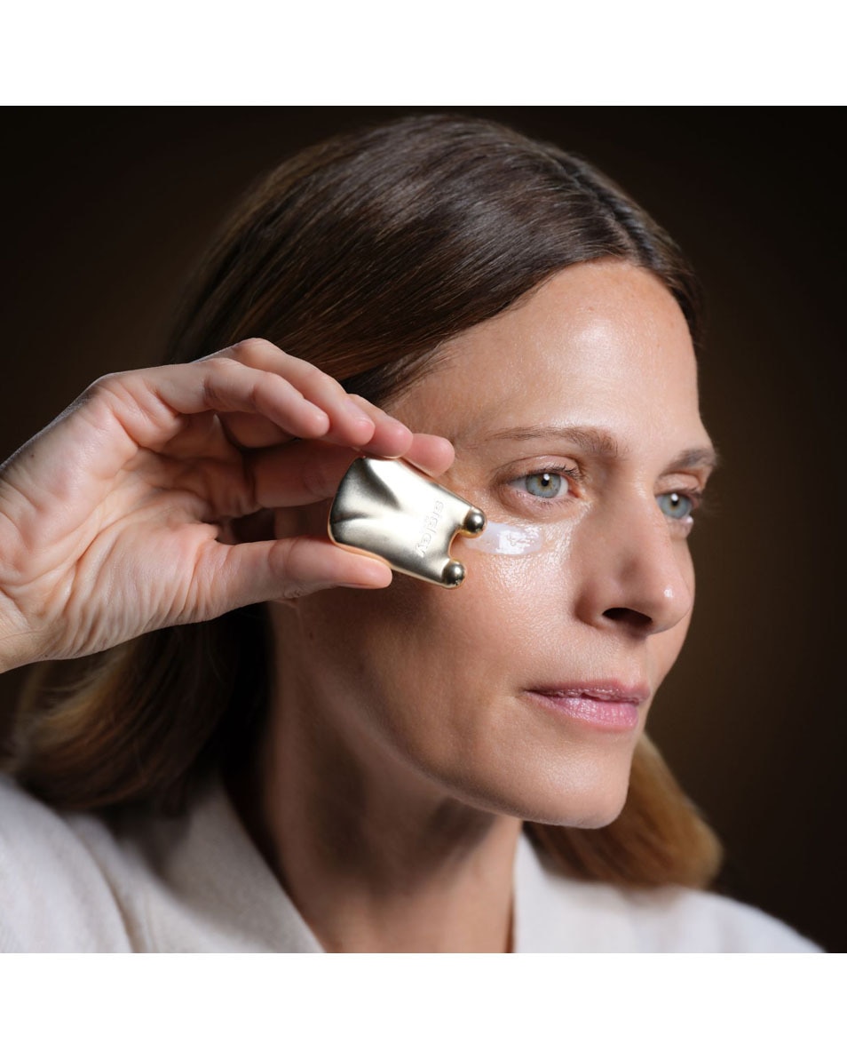 SISLEY Supremÿa Le Grand Soin Yeux Anti-Âge Soin yeux anti-âge 15 ML 5