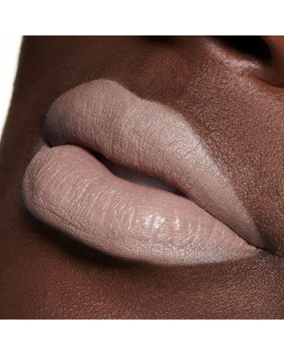 M.A.C M·A·Cximal Silky Matte Lipstick - Intimate Nudes Rouge à lèvres - fini matte & satiné - longue tenue ACTING NATURAL 5