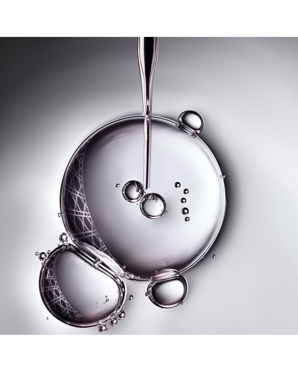 Crème contour des yeux - correction anti-âge, rides & cernes