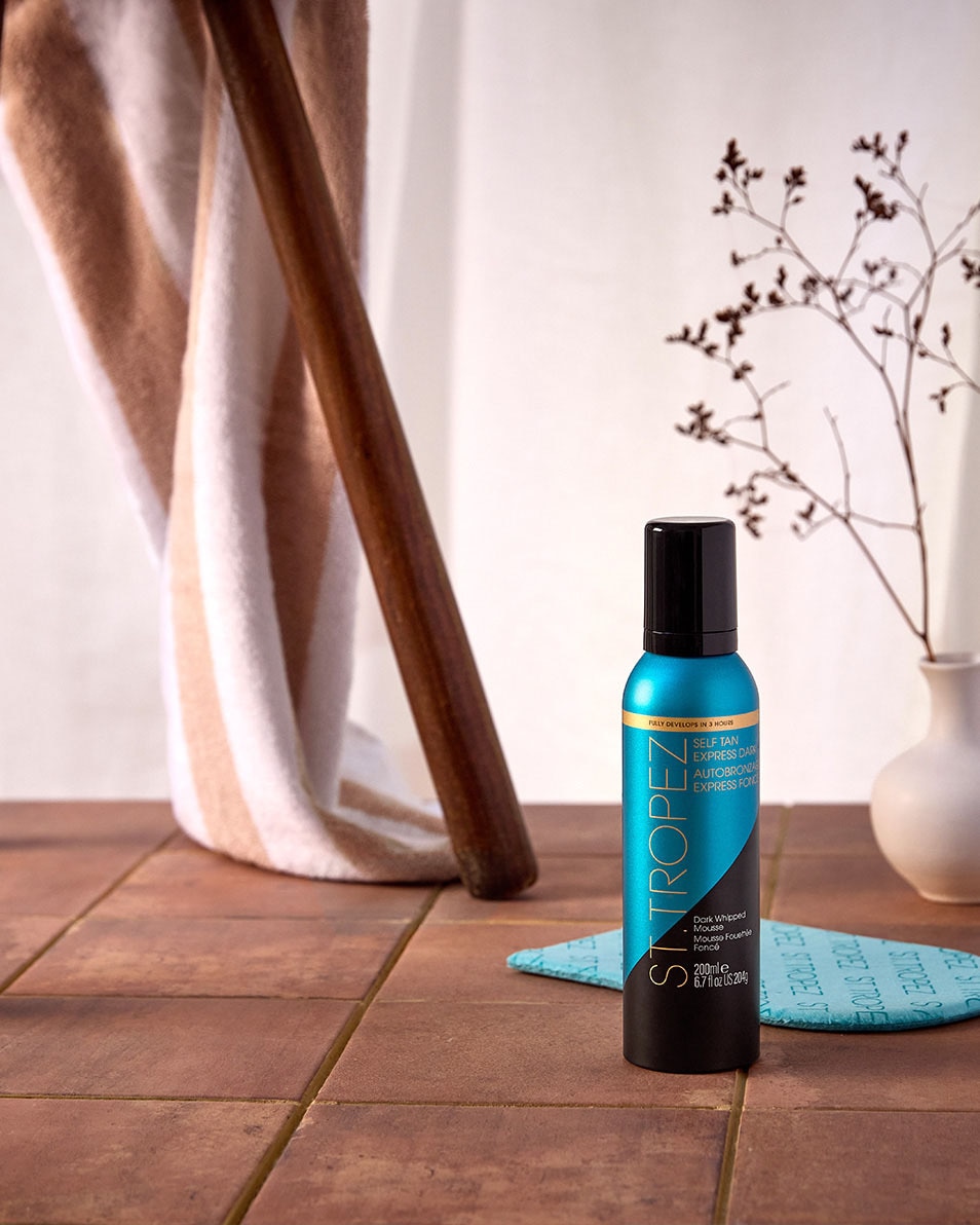 ST.TROPEZ SELF TAN MOUSSE AUTOBRONZANTE EXPRESS FONCÉE 200 ML 4