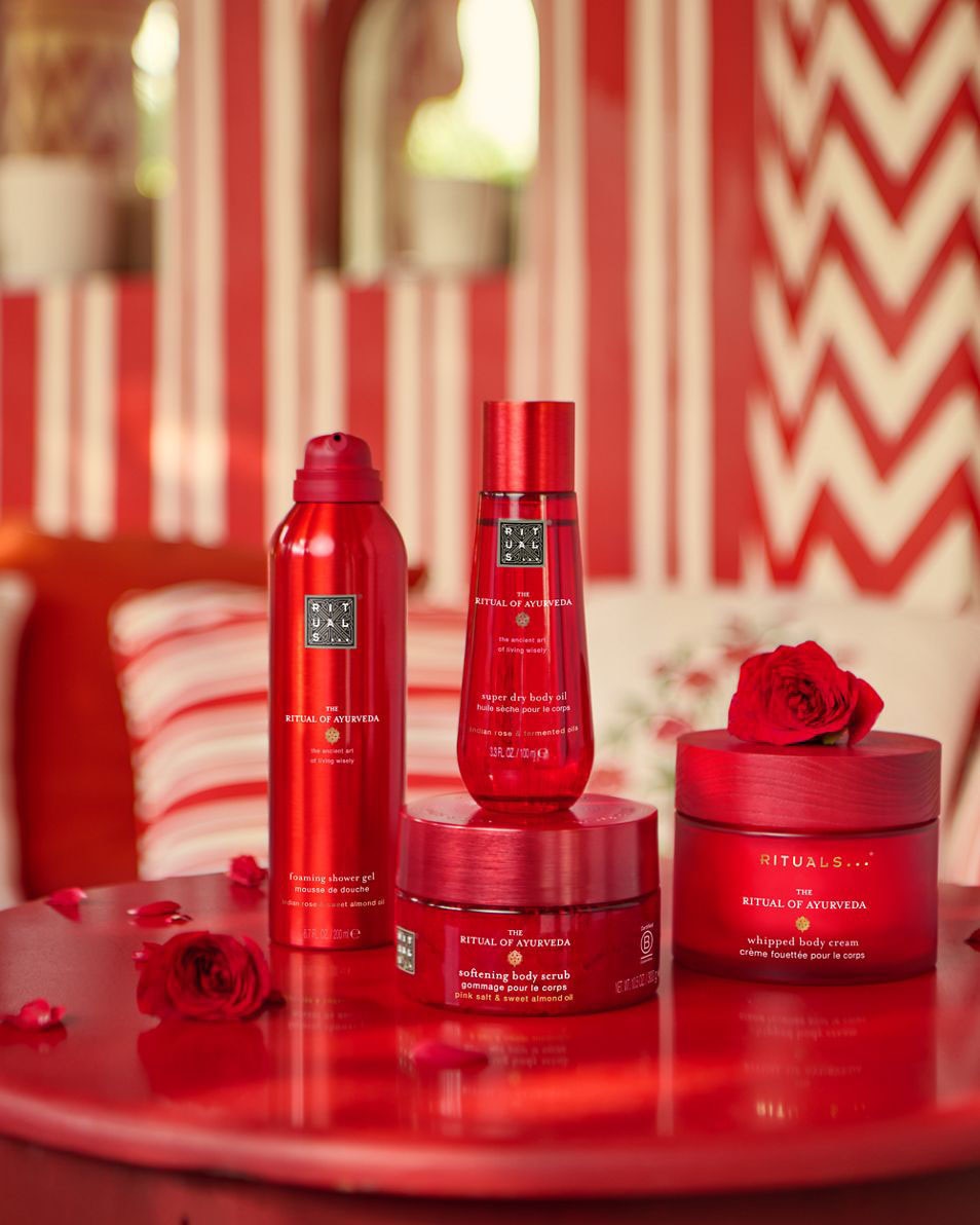 RITUALS The Ritual of Ayurveda Gommage Au Sel De L’Himalaya Pour Le Corps 300 G 5