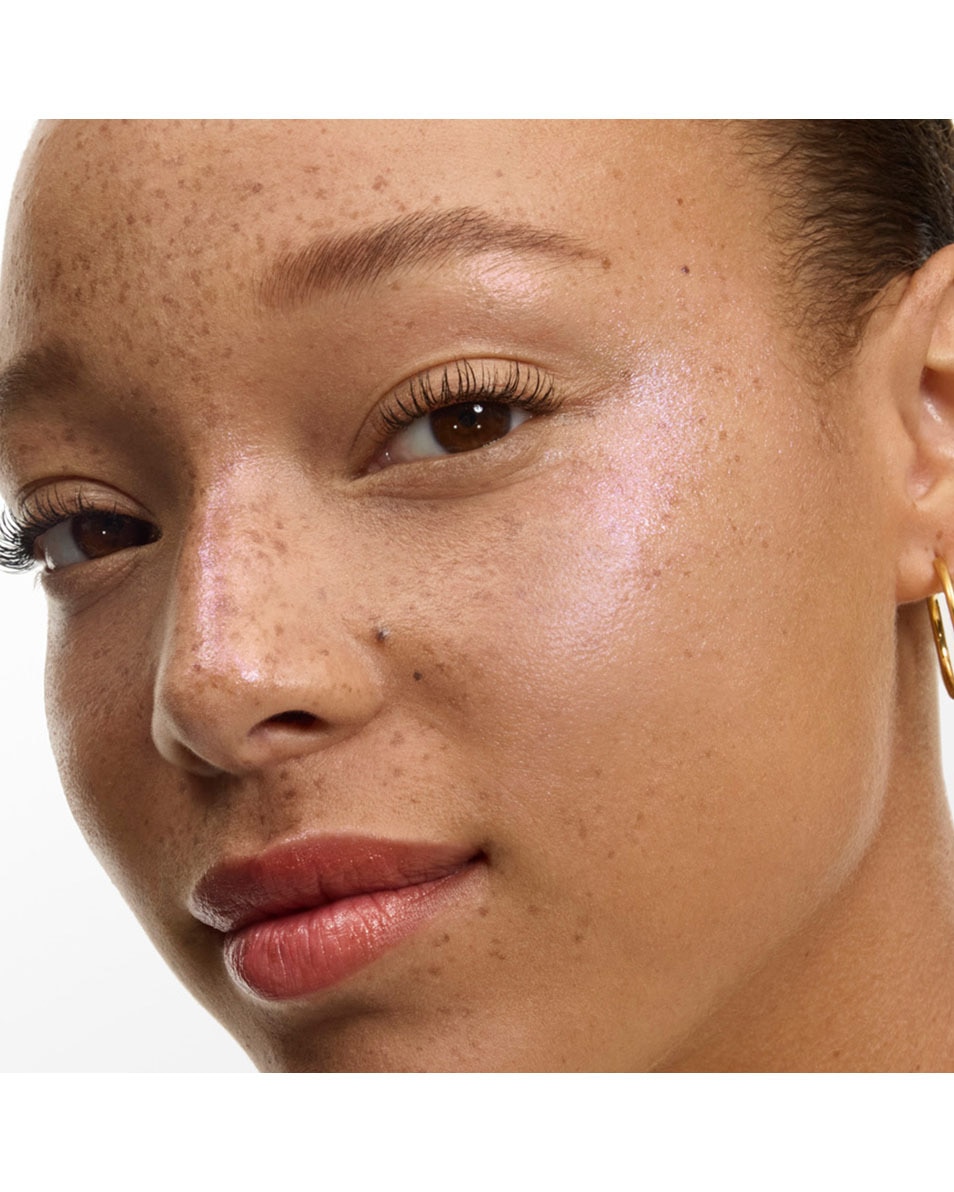 LANCÔME Teint Idôle Highlighter Ultra Wear Shape Stick Glow – effet peau de verre – tenue 24 heures 01 Flexing Lavender 5