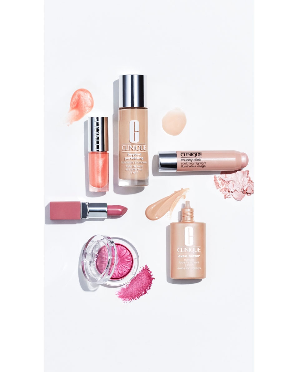 Un fond de teint et un correcteur en un seul produit pour un look naturel qui tient 24 heures.