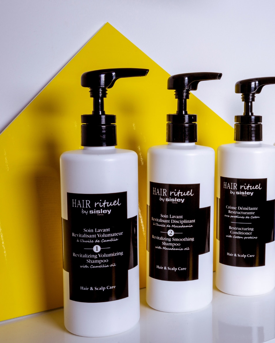 SISLEY HAIR RITUEL REVITALIZING SMOOTHING SHAMPOO WITH MACADAMIA OIL 200 ML 5