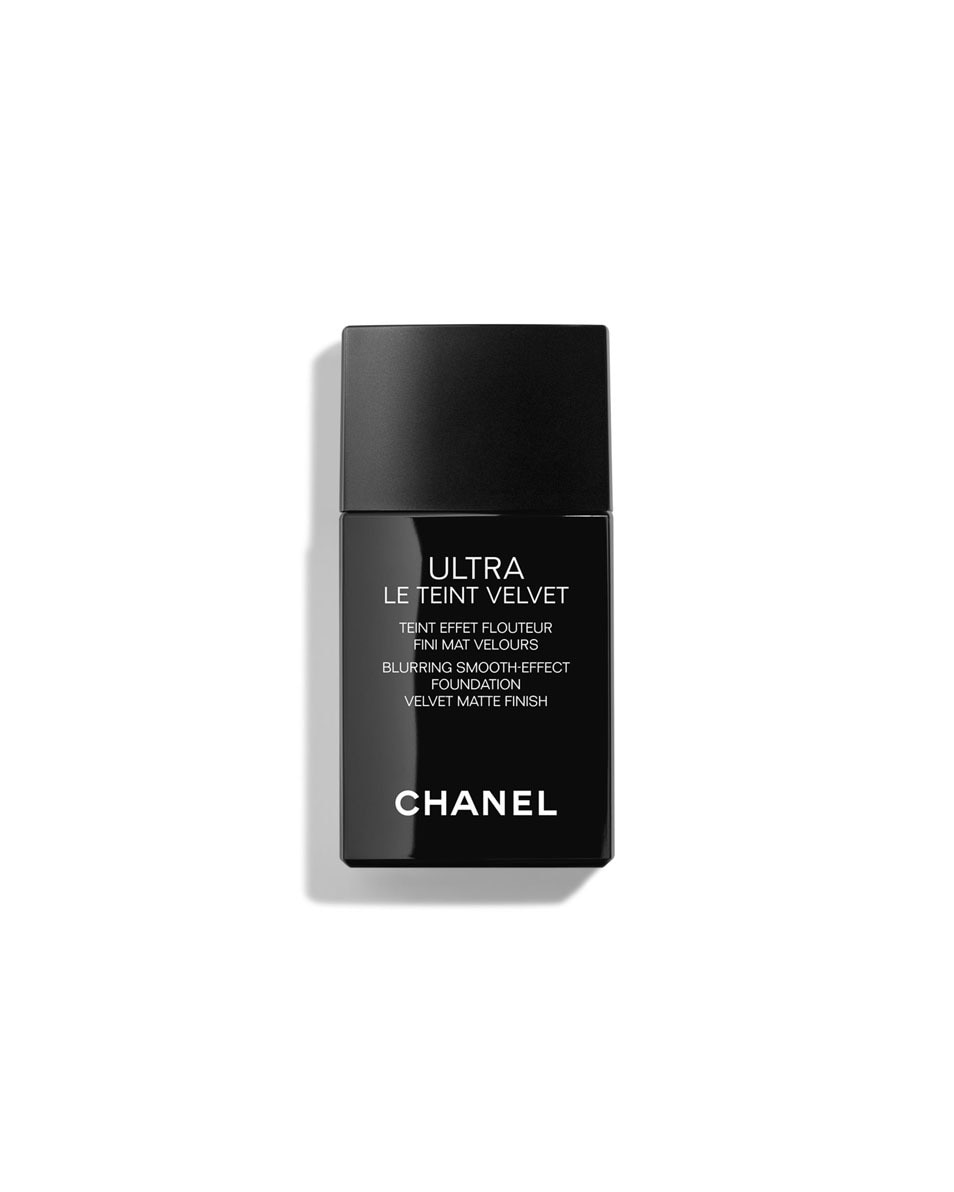Chanel ULTRA LE TEINT VELVET TEINT EFFET FLOUTEUR. FINI MAT VELOURS. BD21