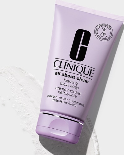 CLINIQUE FOAMING FACIAL SOAP CRÈME MOUSSE NETTOYANTE - PEAU TRÈS SÈCHE À MIXTE 150 ML