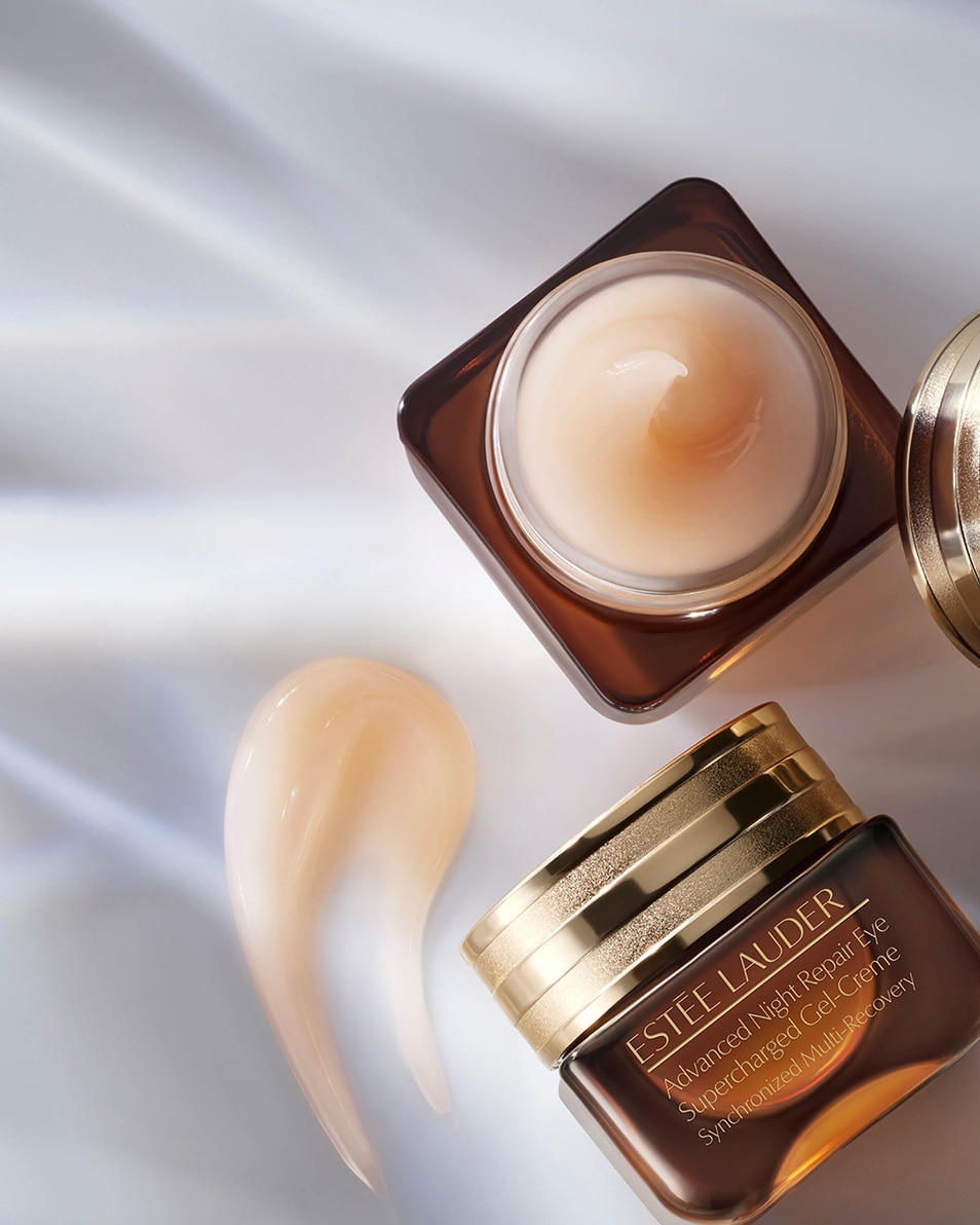 CRÈME CONTOUR DES YEUX – RÉDUIT LES CERNES, HYDRATANT & ANTI-ÂGE