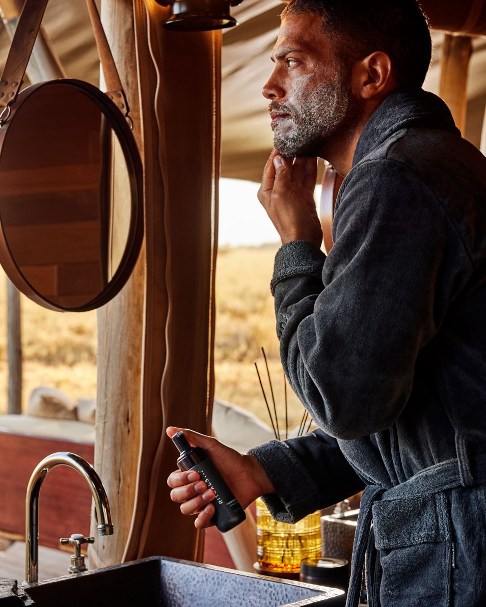 RITUALS HOMME COLLECTION MOUSSE NETTOYANTE POUR LE VISAGE 150 ML 2