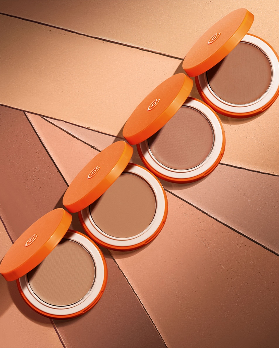 FOND DE TEINT COMPACT SOLAIRE SPF 15 RECHARGE