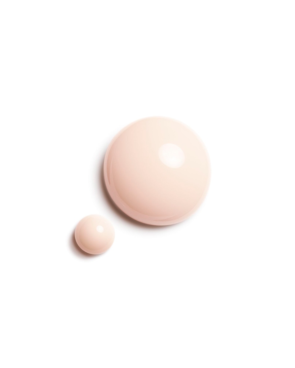 Chanel LA BASE CAMÉLIA LA BASE FORTIFIANTE, PROTECTRICE ET LISSANTE ETHYL LINOLEATE 2